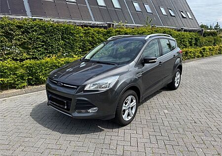 Ford Kuga 2,0 TDCi 4x4 110kW SYNC Edition PowerSh...