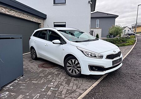 Kia Cee'd / Ceed 1.6 CRDi DCT Platinum Edition S...
