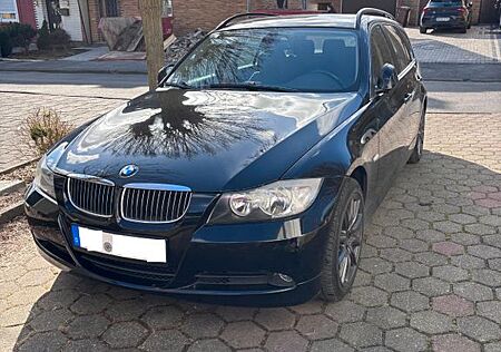 BMW 325i Touring