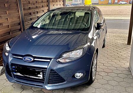 Ford Focus 2,0TDCi 103kW PowerSh. Titanium Turnie...