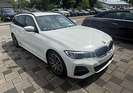 BMW 318i Touring M Sport Auto LED Navi Live Cockpit