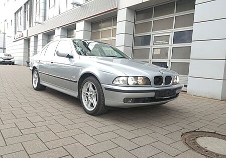 BMW 540i Limousine Schalter Nachlassverkauf 1.Hand