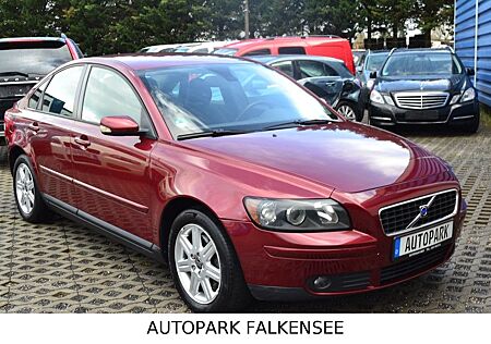 Volvo S40 2.4 Momentum 1.Hand vom Rentner 1938geb. Aut