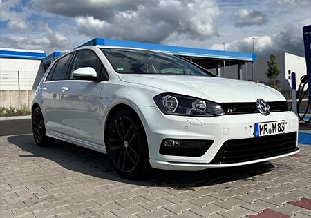 VW Golf Volkswagen 1.4 TSI 92kW BMT CUP CUP R-Line