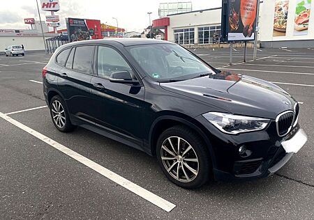 BMW X1 sDrive18d Advantage (07LC)