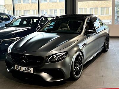 Mercedes-Benz AMG E63 S 4M+PERFORMANCE+CARBON+PANORAMA+VOLL