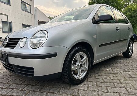 VW Polo Volkswagen IV 1,4 Basis Limousine Automatik Wenig Km