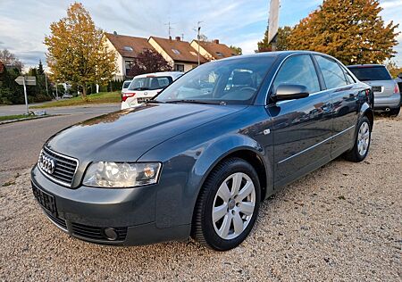 Audi A4 Lim. 2.4 KLIMA/SHZ/AHK/SOMMER &WINTER