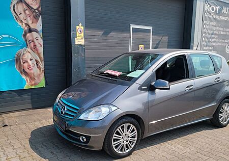 Mercedes-Benz A 180 A -Klasse /LEDER/SERVICE TÜV NEU/AUTOMATIK