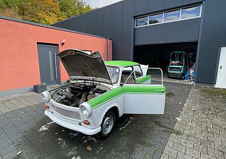 Trabant 601 Deluxe - Restaurationsobjekt