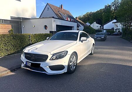 Mercedes-Benz C 180 Mercedes Coupé AMG-Line