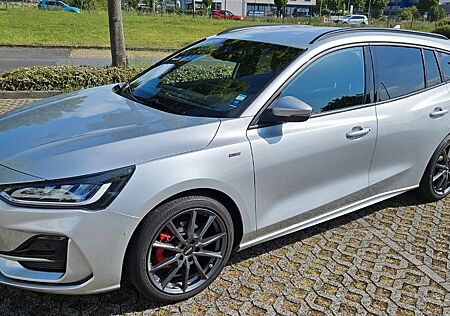 Ford Focus ST-Line X, 18", AHK, ACC, RFK, TWA