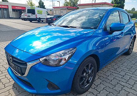 Mazda 2 Lim. Center-Line Sky Activ