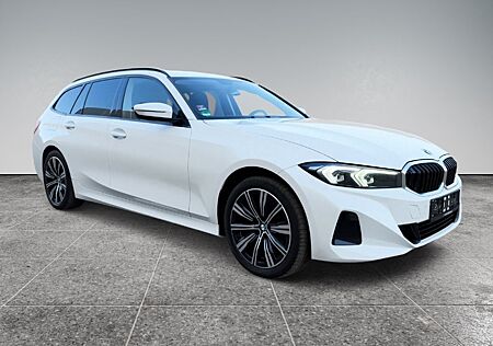 BMW 320 d xDrive/LED/Sport/Ambiente/AHK/1. Hand