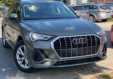 Audi Q3 35 TDI S line