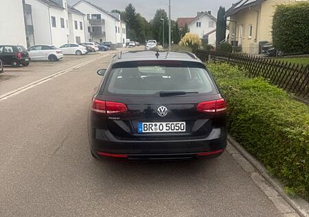 VW Passat Volkswagen 2.0 TDI Comfortline BMT SHZ Automatik