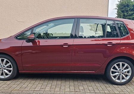 VW Golf Sportsvan Volkswagen 110kW DSG Comfort Line, Navi, LED