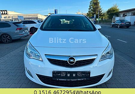 Opel Astra J Lim. 5-trg. Selection 1.Hand