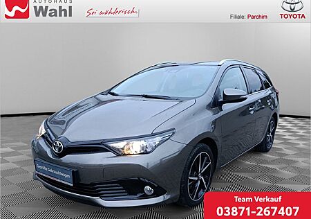 Toyota Auris Touring Sports 1.2 Team D