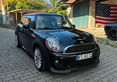 Mini Cooper Coupe Cooper S Coupé Cooper S