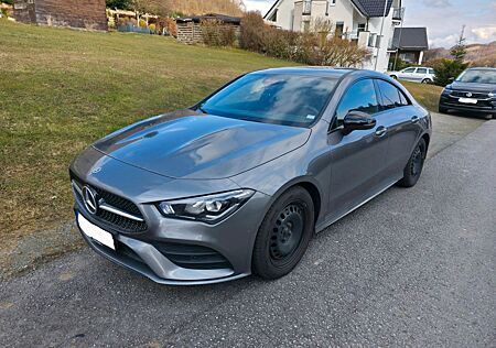 Mercedes-Benz CLA 200 - AMG Line