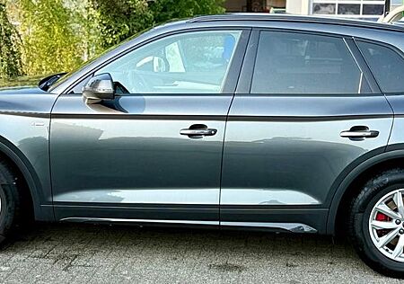 Audi Q5 40 TDI S tronic quattro edition one editi...