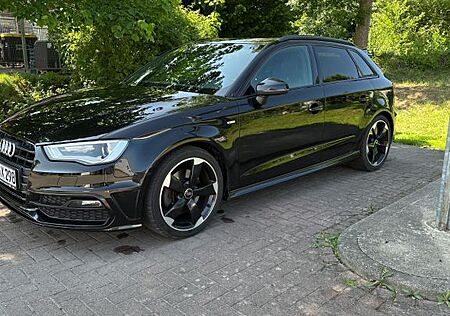 Audi A3 2.0 TDI S tronic quattro S line Sportb. S...
