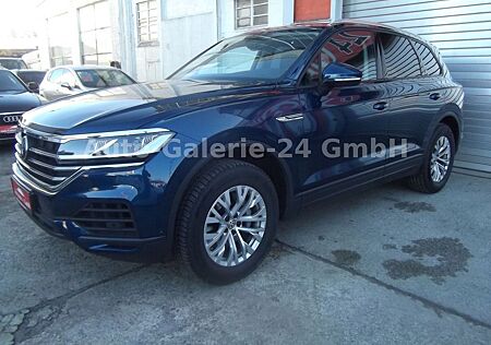 VW Touareg Volkswagen 3,0 TDi 4Motion Autom, Navi, LED