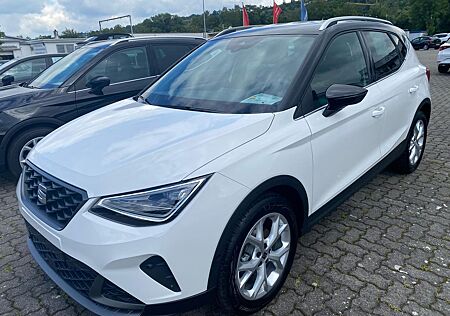 Seat Arona 1.0 TSI FR Kamera LED ACC Parklenkassist