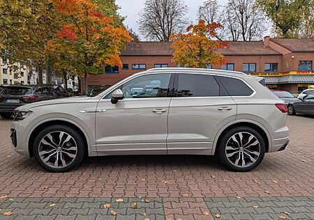 VW Touareg Volkswagen 3.0 V6 TDI 210kW 4MOT Tiptr. R-Line ...
