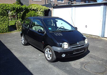 Renault Twingo Initiale 1.2 16 V 75 PS