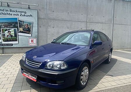 Toyota Avensis 2.0 *Schiebedach*Klima* Limosine*
