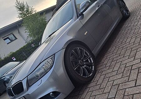 BMW 330d Touring -