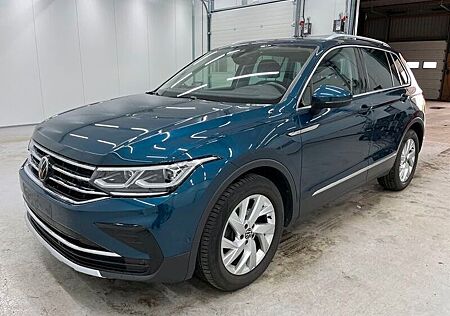 VW Tiguan Volkswagen Elegance 2.0 TDI SCR 150 DSG7 ACC KEYLESS
