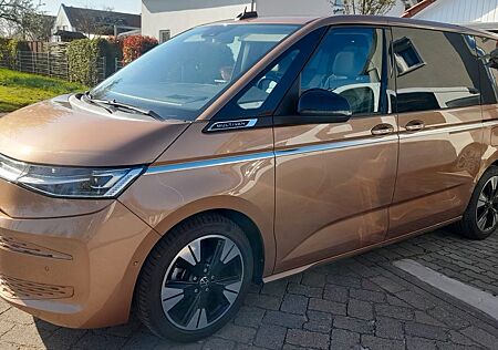 VW T7 Multivan Volkswagen 2.0 TSI OPF DSG Style Style