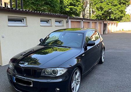 BMW 120d M-Paket / LCI Xenon / LED