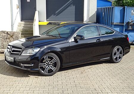 Mercedes-Benz C 180 Coupe CGI BlueEfficiency AMG Line