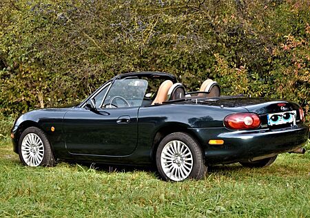 Mazda MX-5 1.9 16V Impuls in mysticgrün-metallic