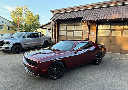 Dodge Challenger V6*LEDER*PDC*LED*NAVI*SERVICE NEU*GARANTIE*SPORT