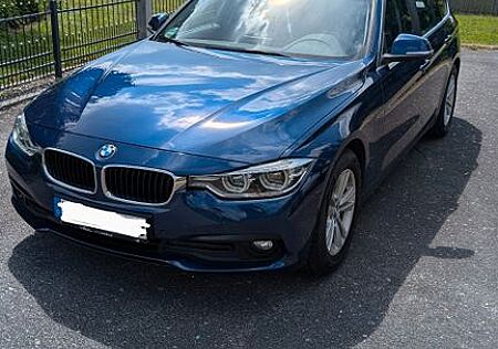 BMW 320d Touring Advantage