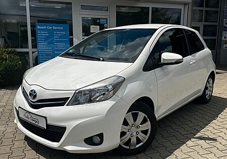 Toyota Yaris 1.3 KAMERA/KLIMA/AHK/BLUETOOTH/2.HAND