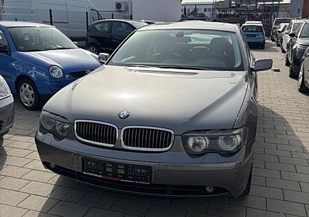 BMW 745Li A