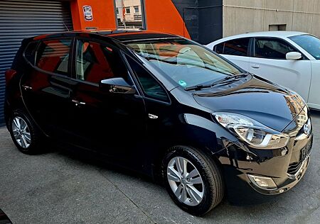 Hyundai ix20 1.6 Automatik Erste Hand