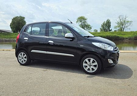 Hyundai i10 1.1 Silver Edition 2.0
