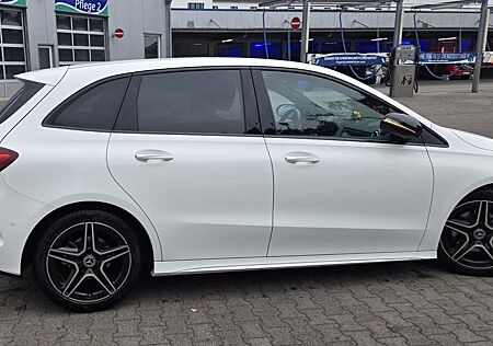 Mercedes-Benz B 200 d DCT -