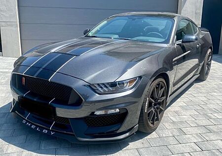 Ford Mustang Shelby GT 350