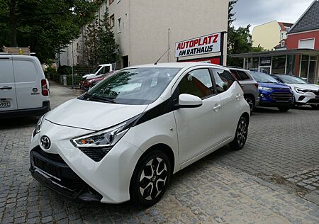 Toyota Aygo (X) Aygo -play Team D