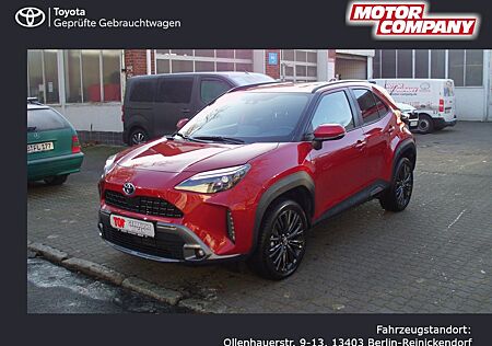 Toyota Yaris Cross Hybrid AWD-i Adventure
