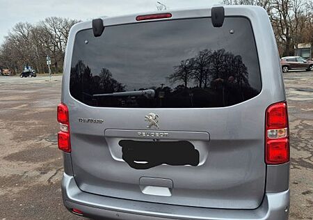 Peugeot Traveller TravellerBlueHDi180S&S 6-GangAct.L2BusinessVIP