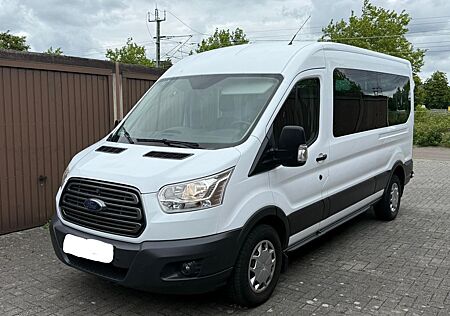 Ford Transit Sitze plus Rollstuhlrampe